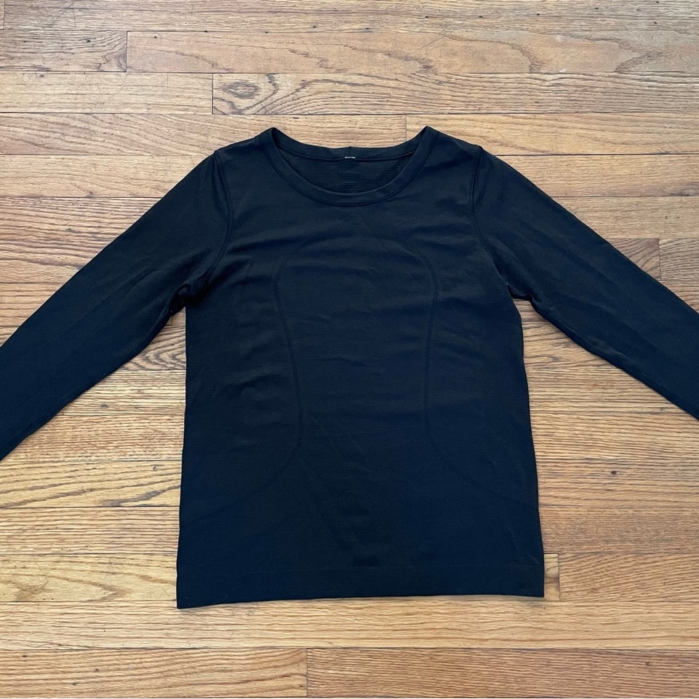 Lululemon Black Long Sleeve